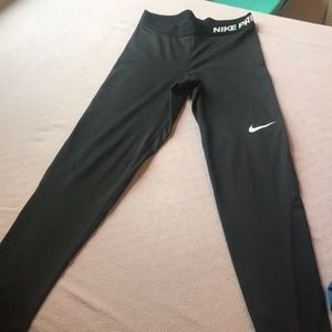 Nike pro leggings